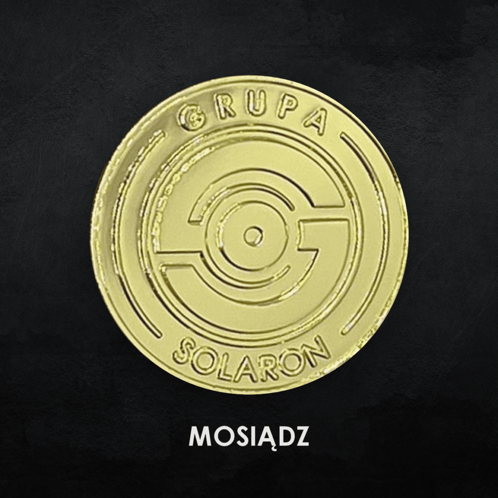 Zdjęcie przedstawia możliwość uzyskania efektu mosiądzu na produktach na zamówienie