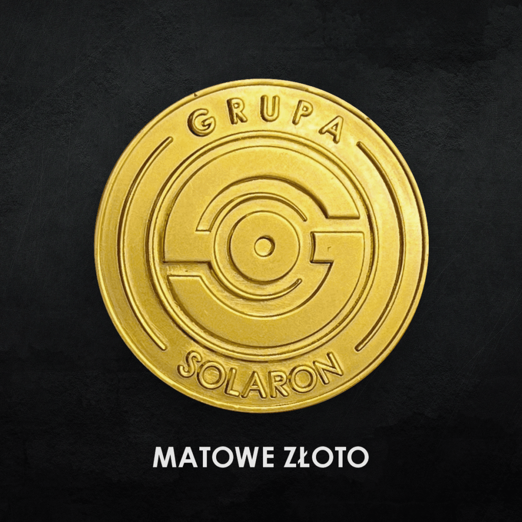 Zdjęcie przedstawia możliwość uzyskania efektu matowego złota na produktach na zamówienie